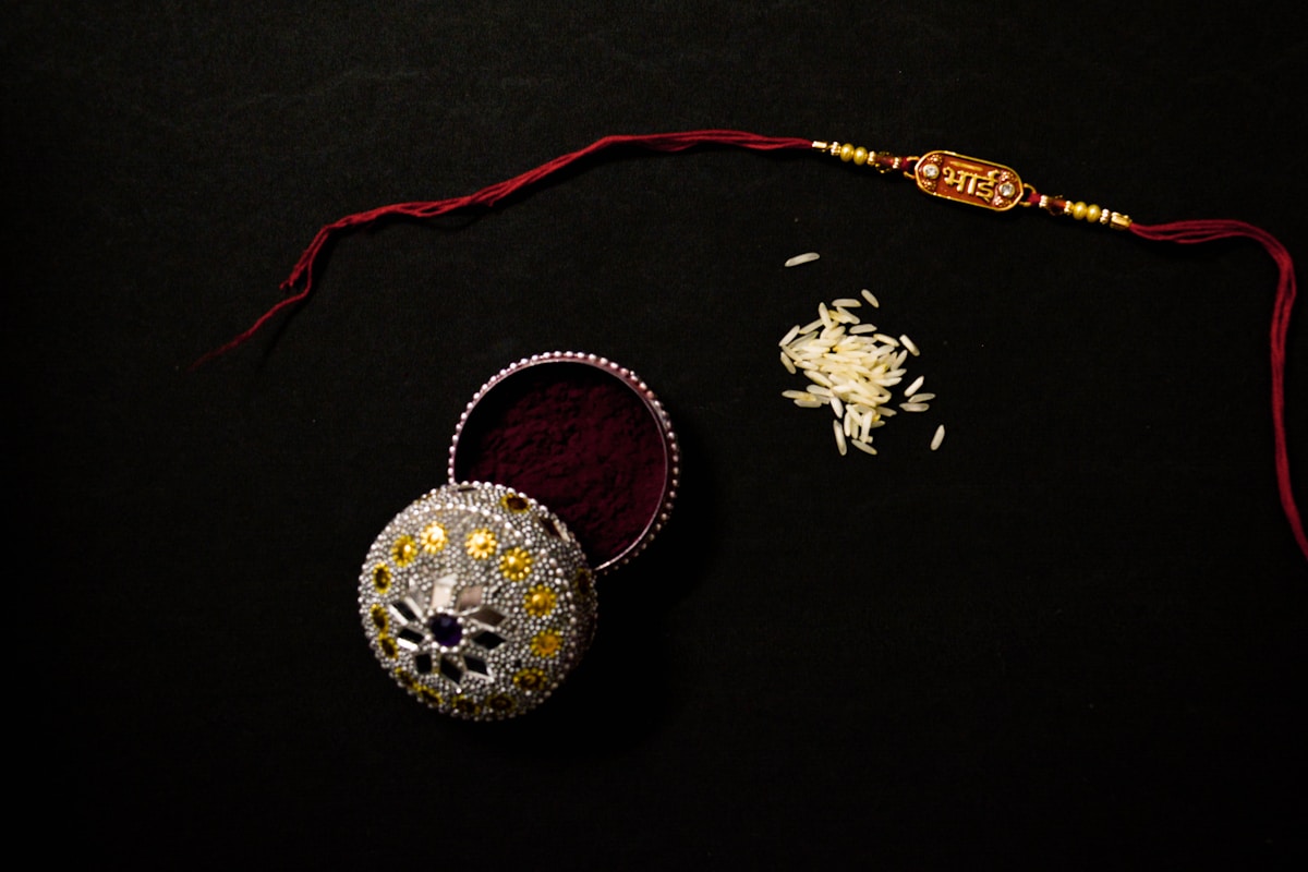 Why Choose Handmade Jewelry?